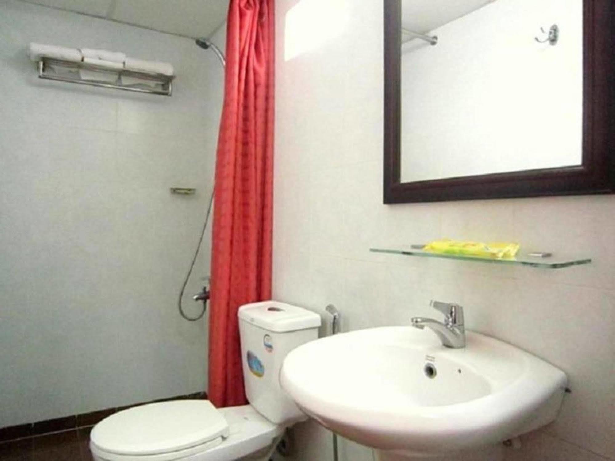 Sao Nam Hotel - Bui Vien Walking Street โฮจิมินห์ซิตี้ ภายนอก รูปภาพ