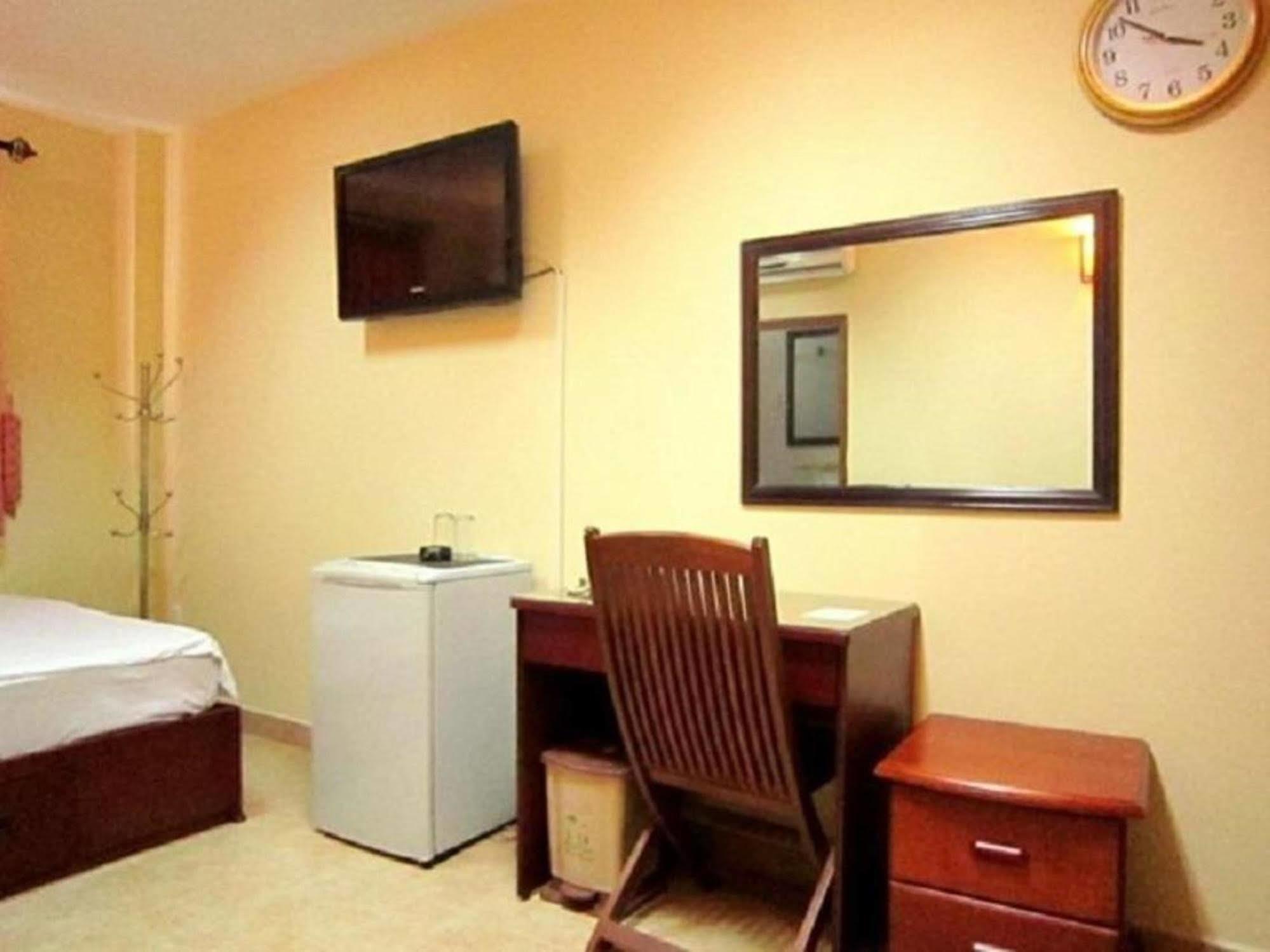 Sao Nam Hotel - Bui Vien Walking Street โฮจิมินห์ซิตี้ ภายนอก รูปภาพ