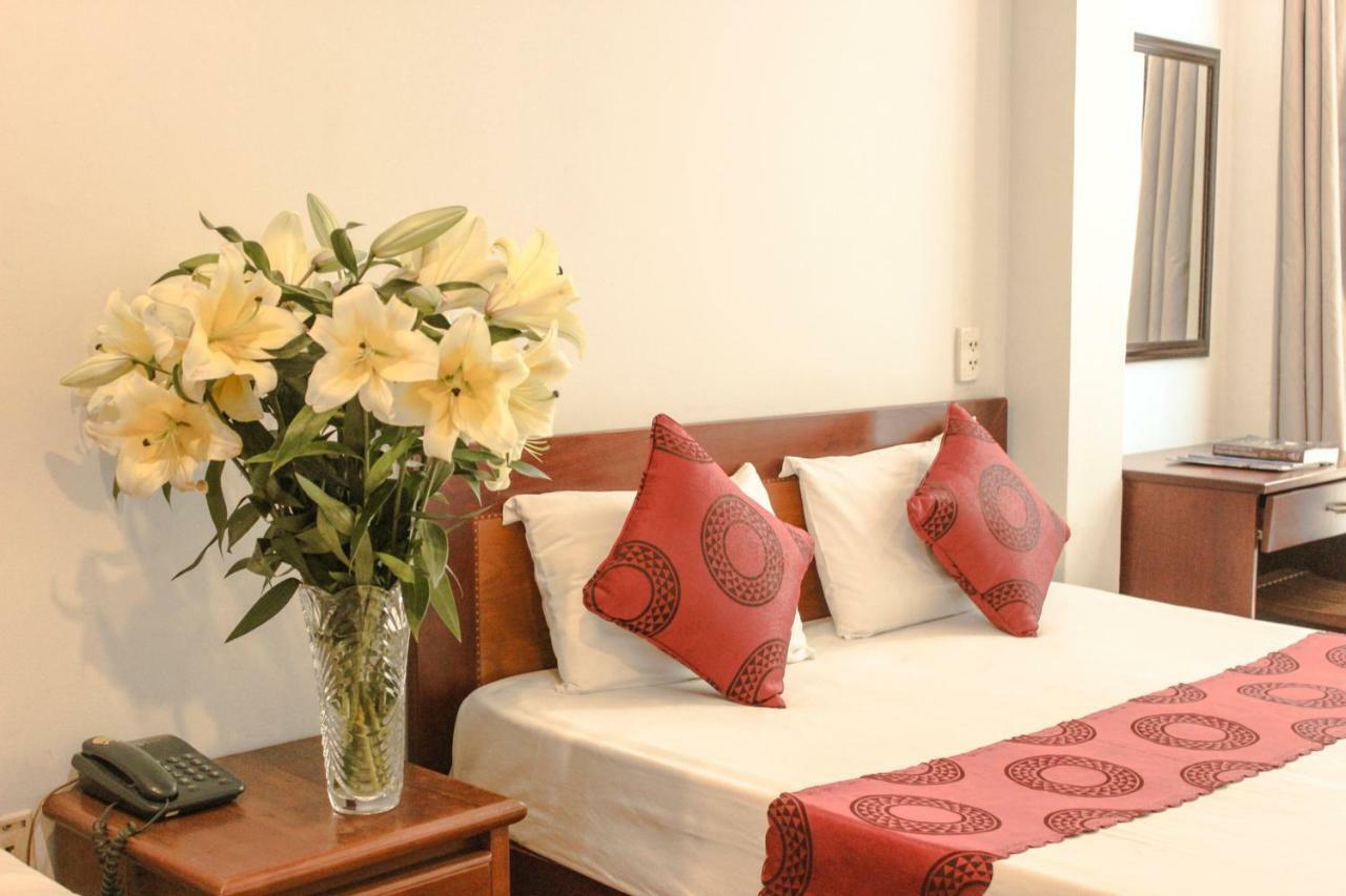 Sao Nam Hotel - Bui Vien Walking Street โฮจิมินห์ซิตี้ ภายนอก รูปภาพ